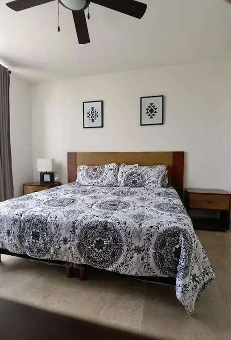 Paradise: 2 Bed 2 Bath Downtown Appartement Playa del Carmen